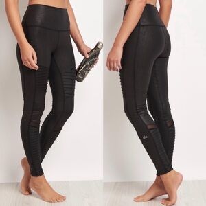 ALO Yoga Women's Black Moto Leggings
